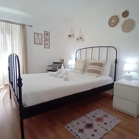 Amelia - Surf Camp *